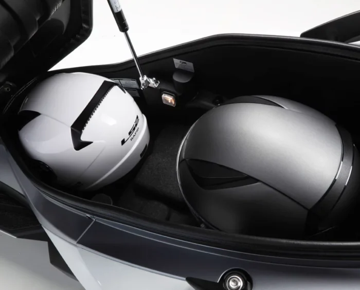 SYM CRUISYM ALPHA 300 - Imagen 9