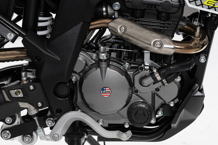 UM DSR EX 125 - Imagen 6