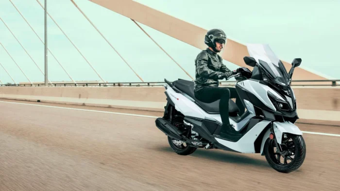 SYM CRUISYM 125 - Imagen 2